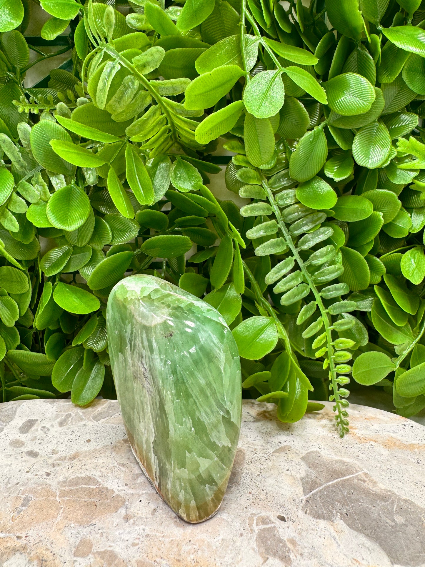 Emerald Kiwi Calcite Freeform 274g