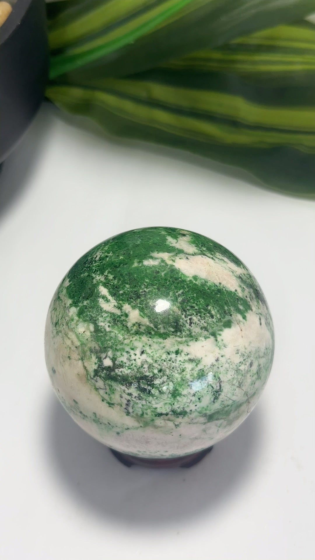 Green Apple Jadeite Sphere 534g