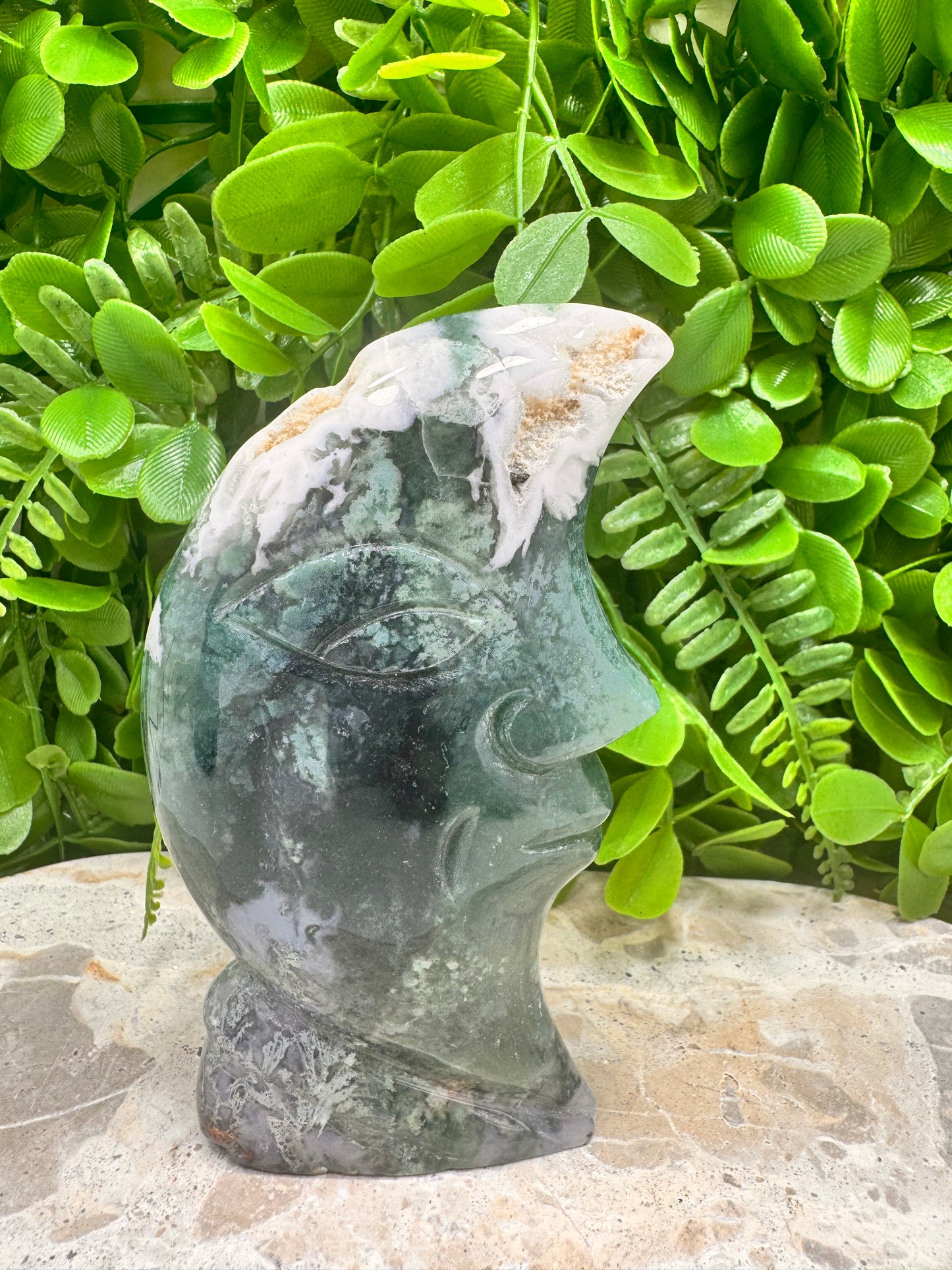 Moss Agate Moon 352g