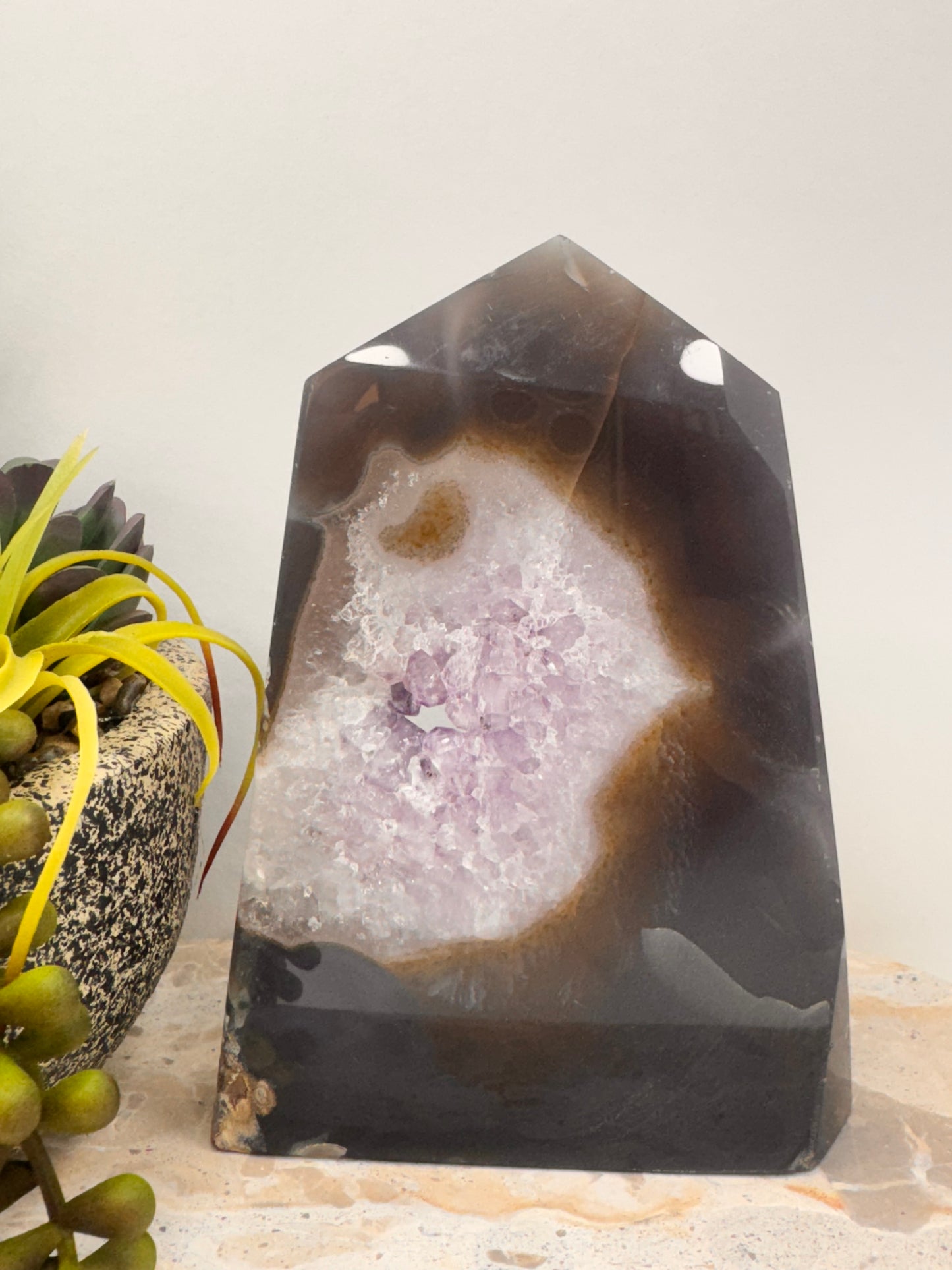 Agate/Amethyst Freeform 638g
