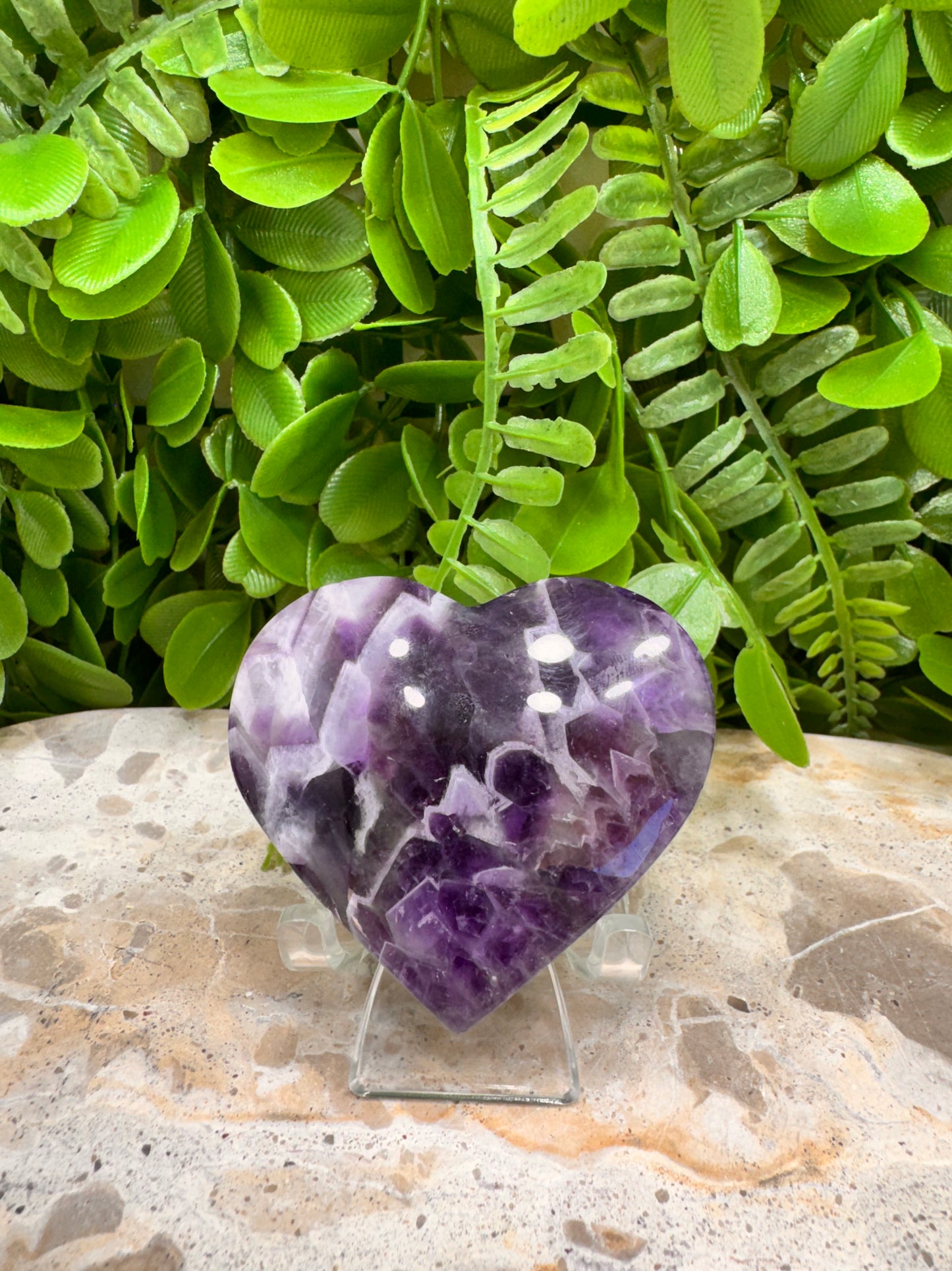 Chevron Amethyst Heart 112g
