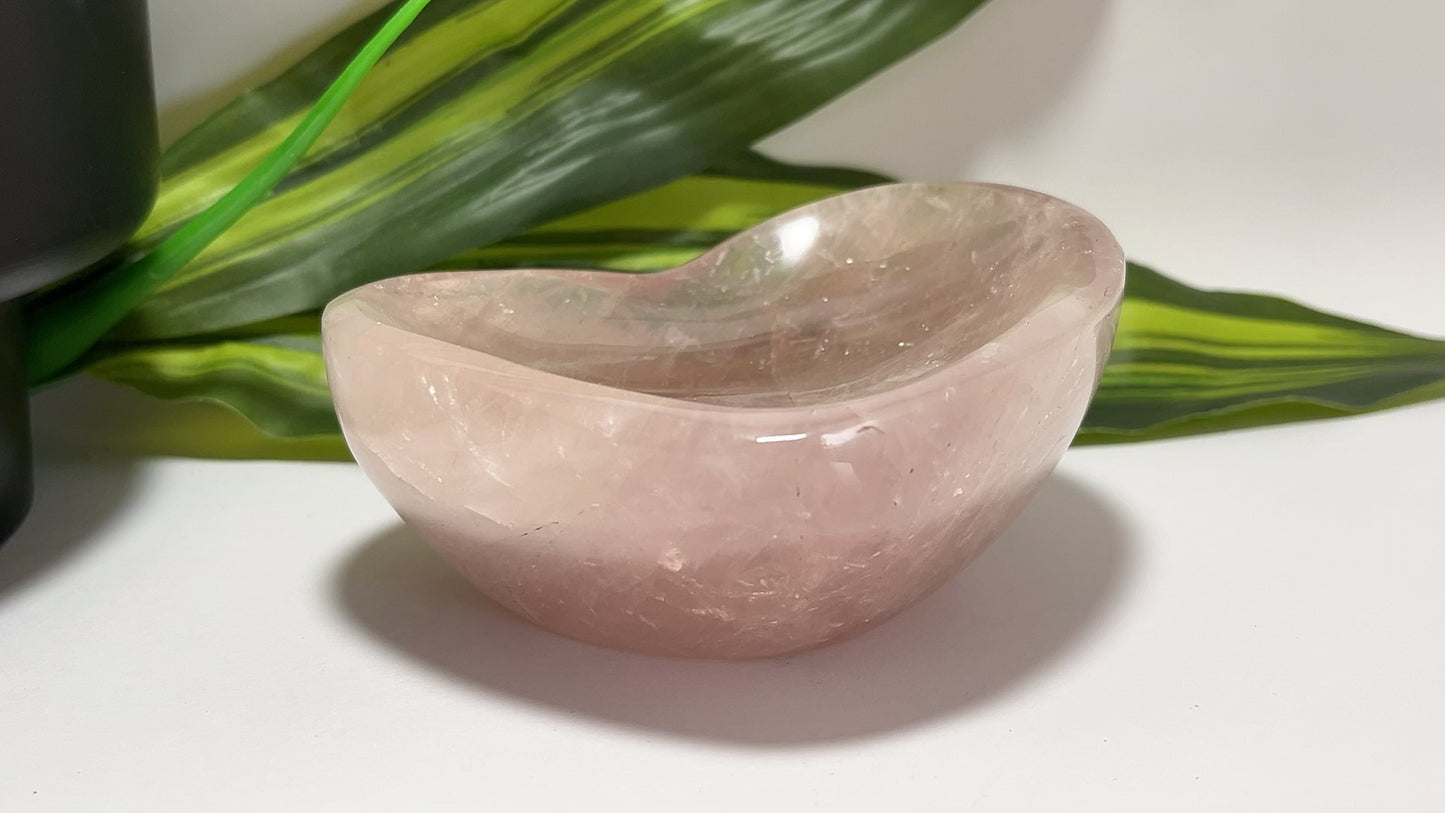 Rose Quartz Heart Bowl 522g