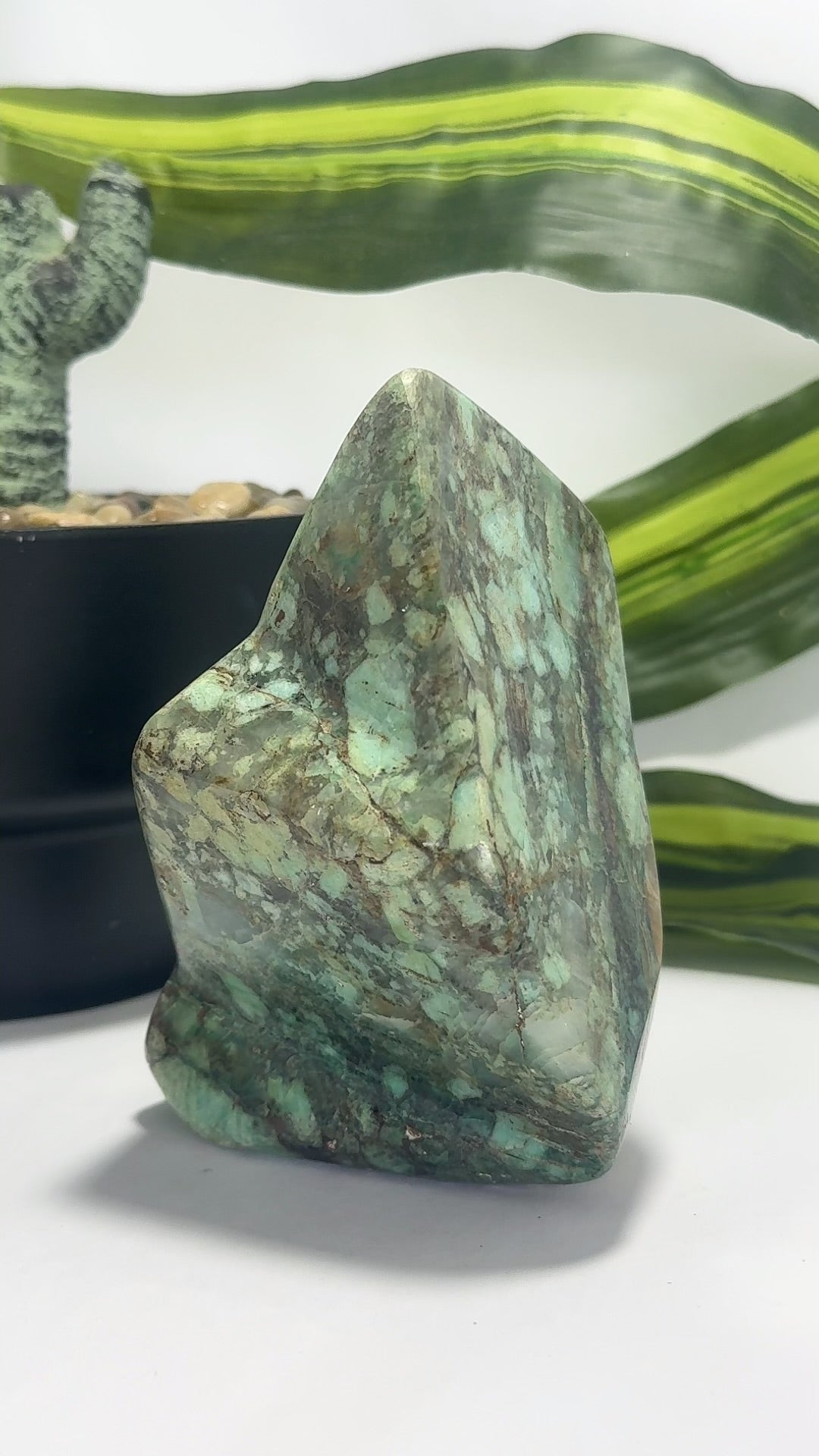 Turquoise Freeform 748g
