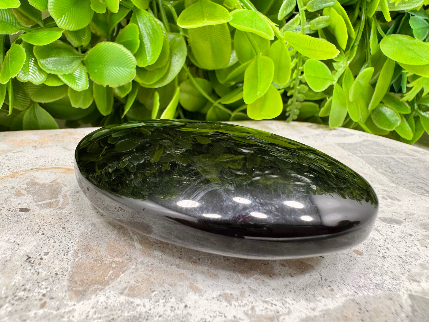 Black Obsidian Palm Stone 126g