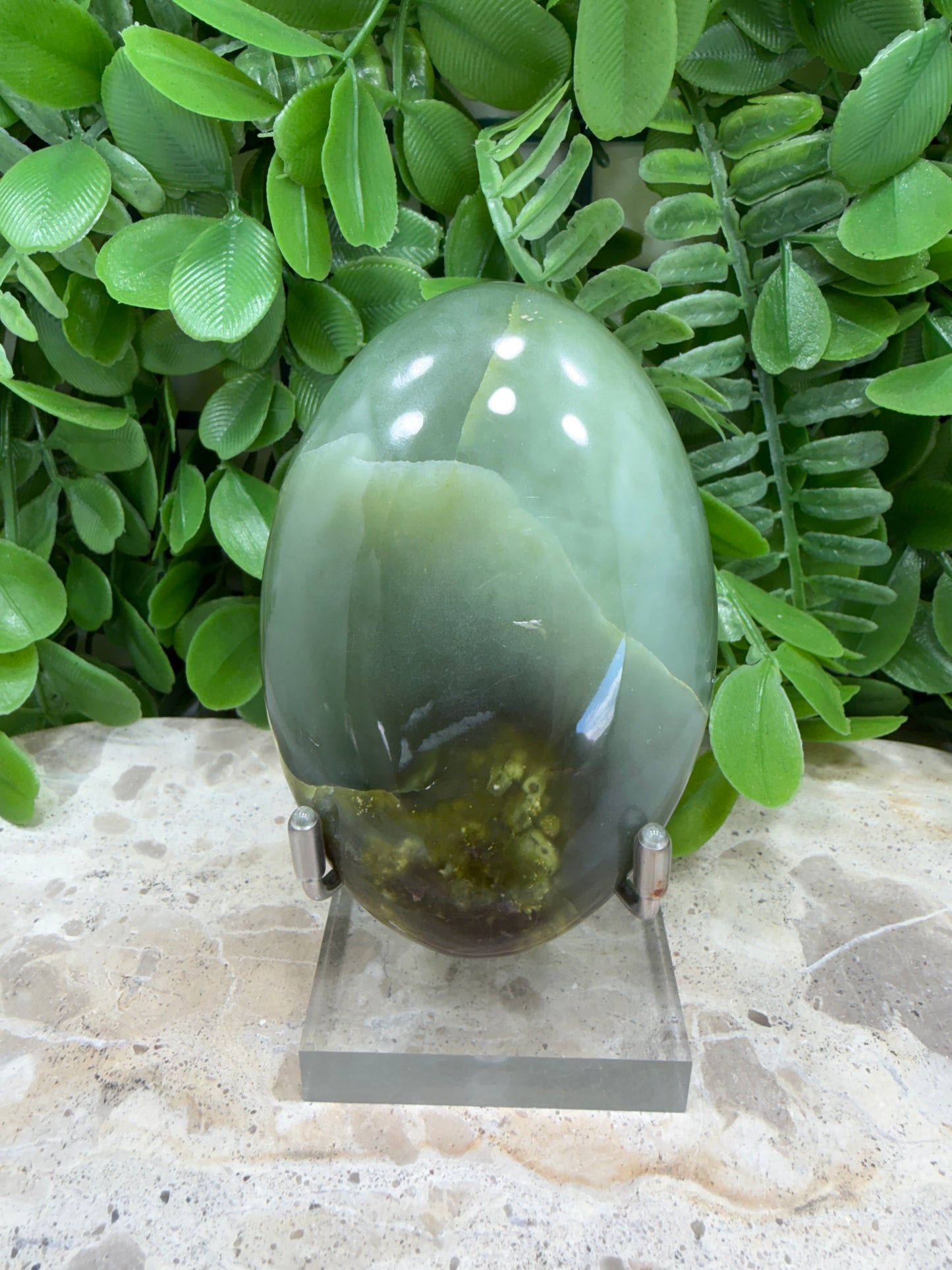 Green Jade Palm Stone 168g
