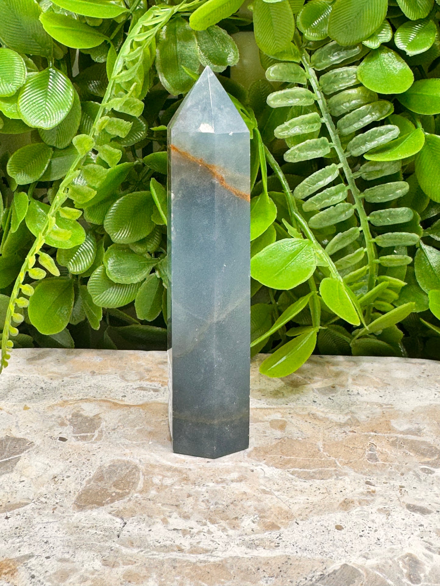 Blue Banded Onyx Point 114g