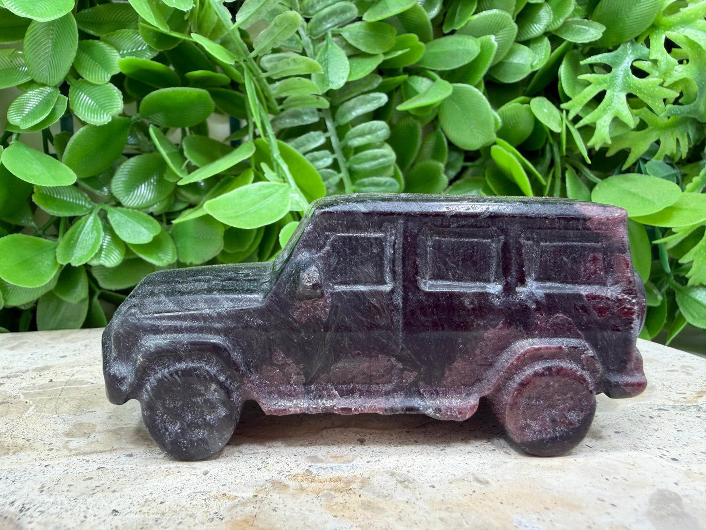Garnet Four Wheeled Drive 350g