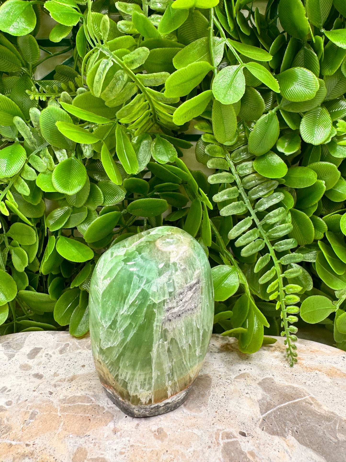Emerald Kiwi Calcite Freeform 274g