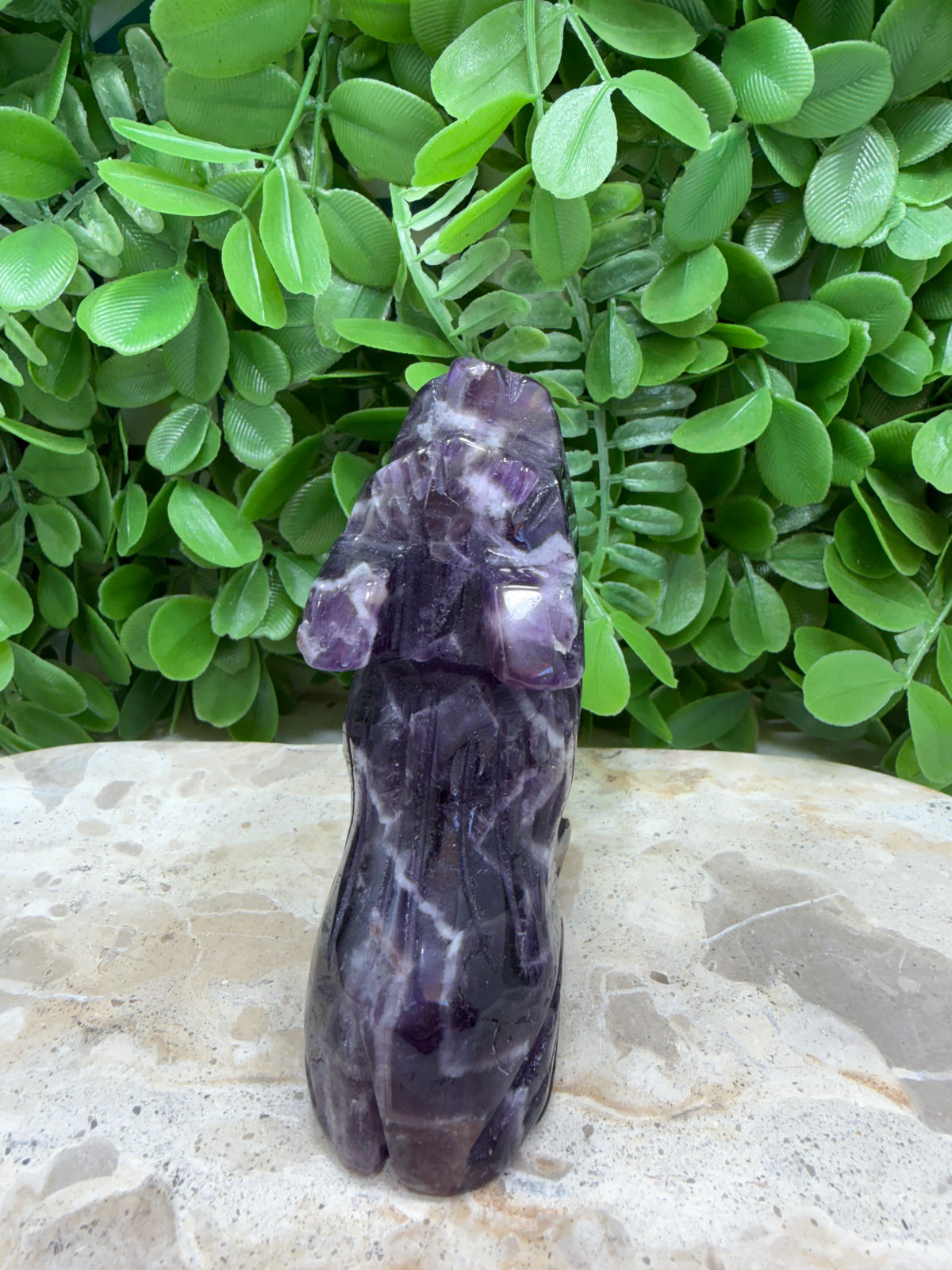 Chevron Amethyst Wolf 308g | Calm • Protection • Intuition