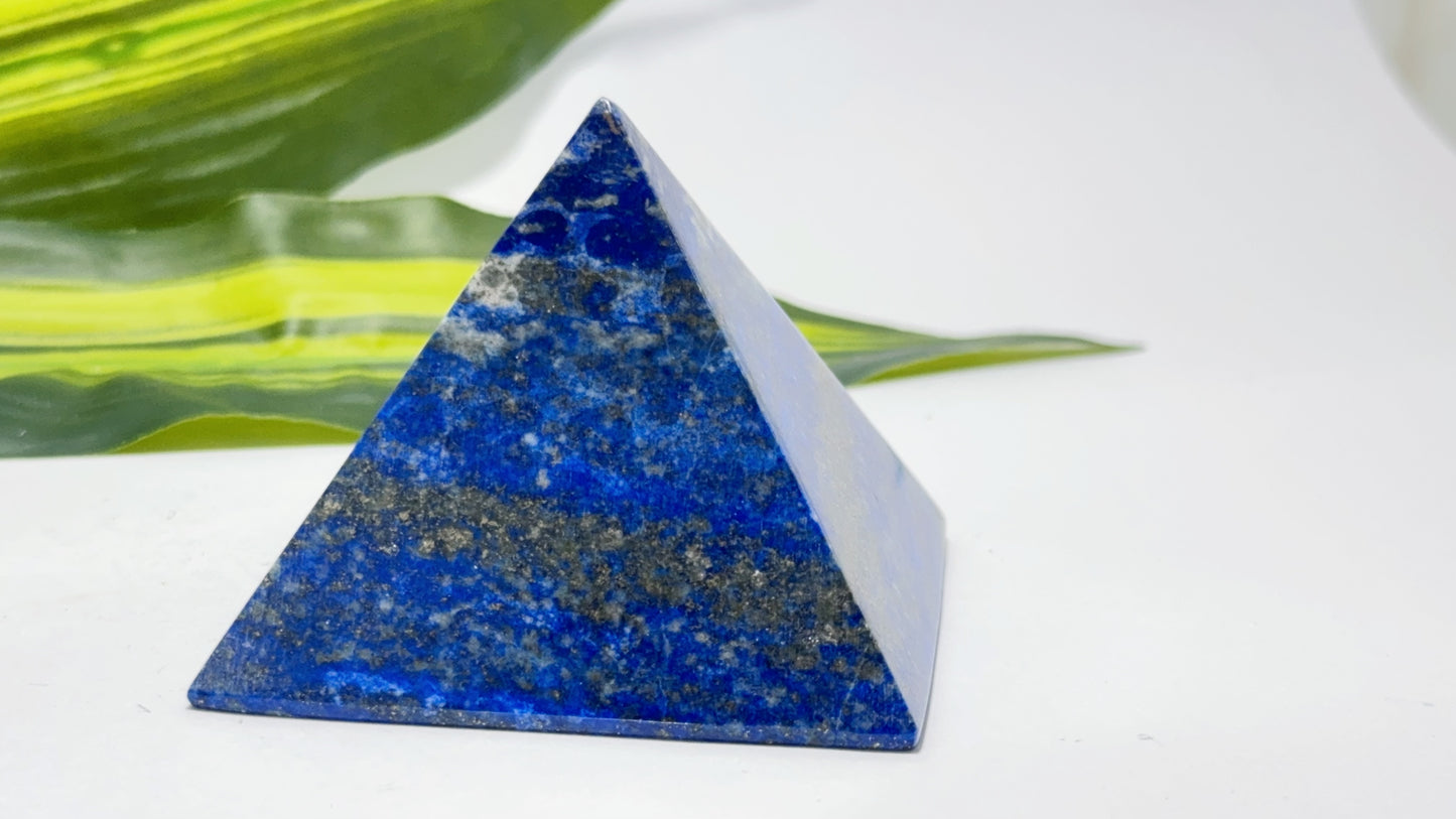 Lapis Lazuli Pyramid 334g