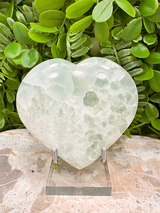 Aqua Caribbean Calcite Heart 302g