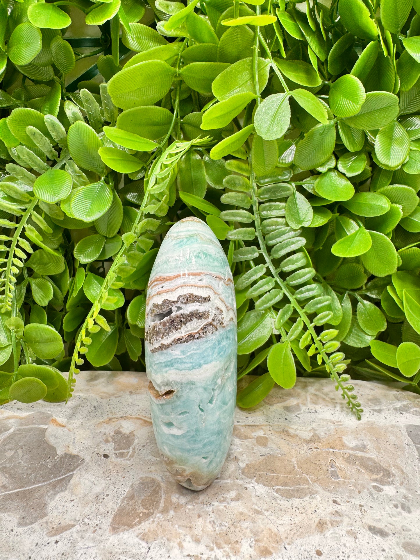 Standing Caribbean Calcite 318g