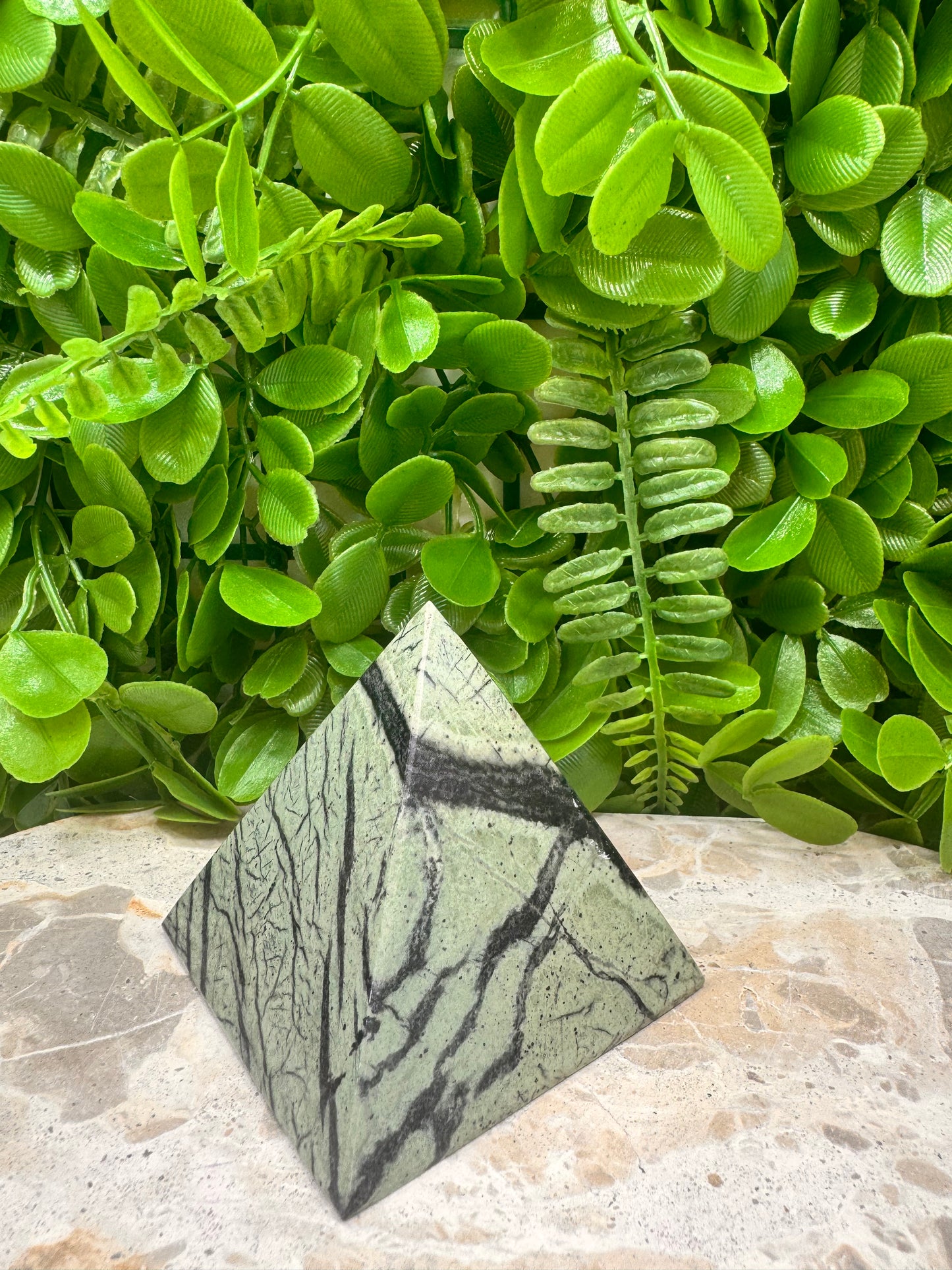 Black Vein Serpentine Pyramid 404g