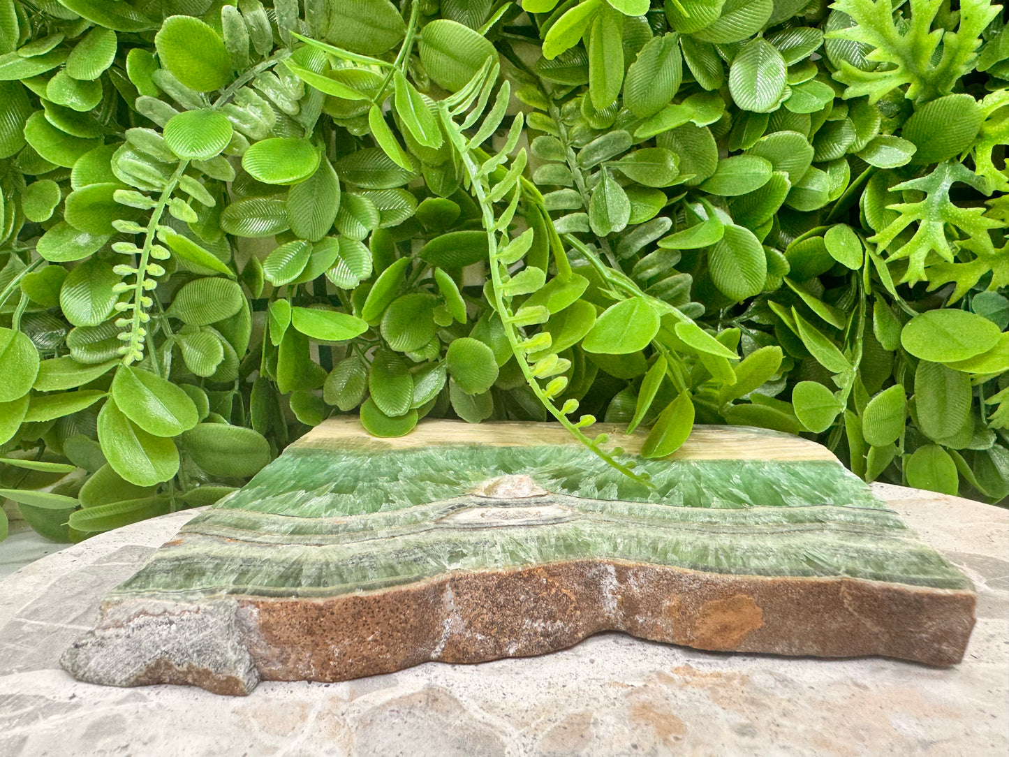 Emerald Kiwi Calcite Slab 810g