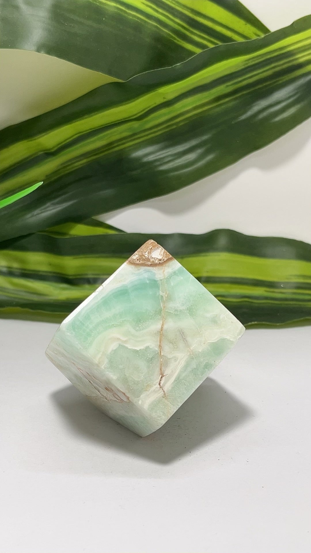 Aragonite Cube 186g