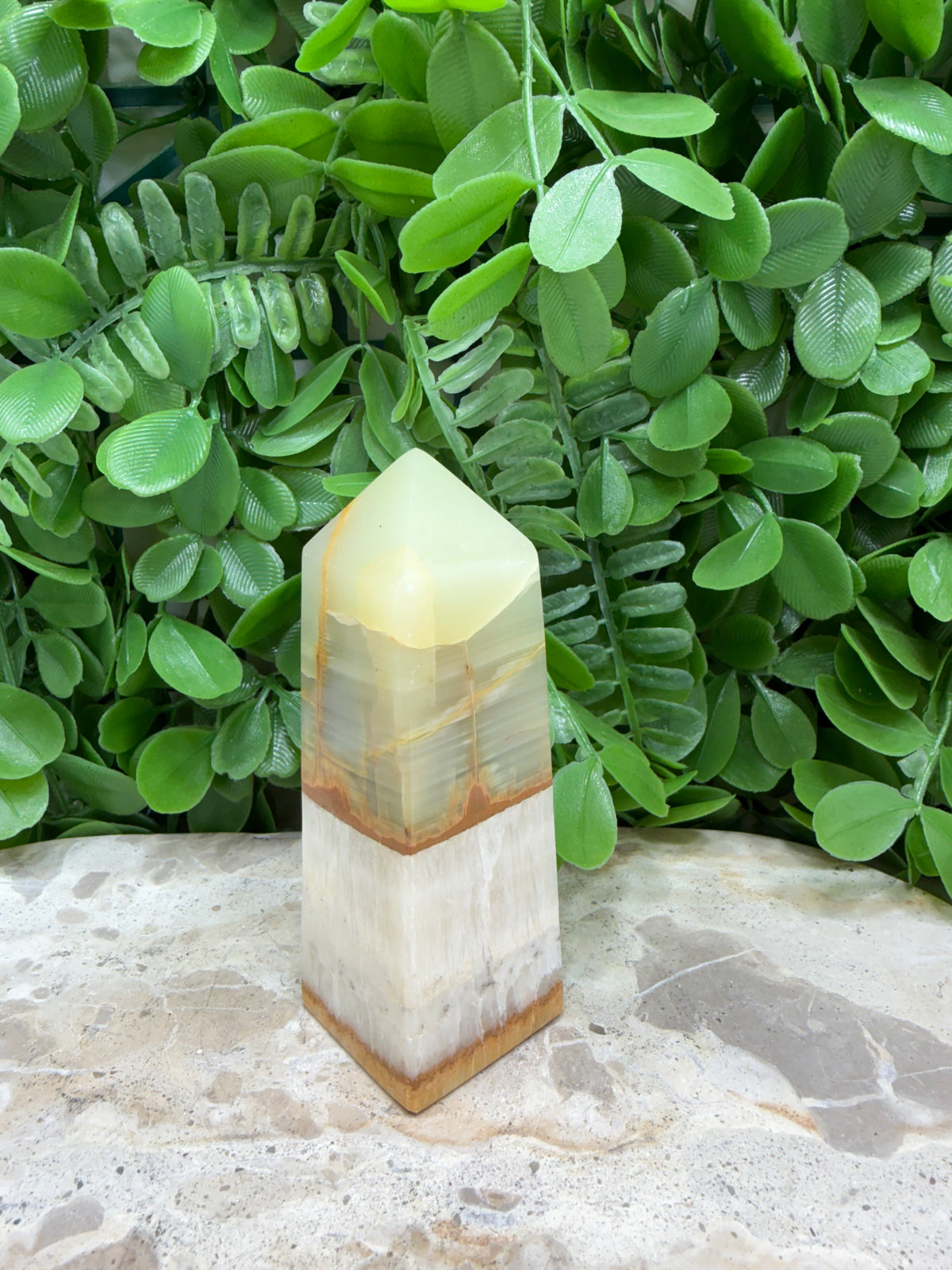Green Onyx with White Calcite Tower 258g
