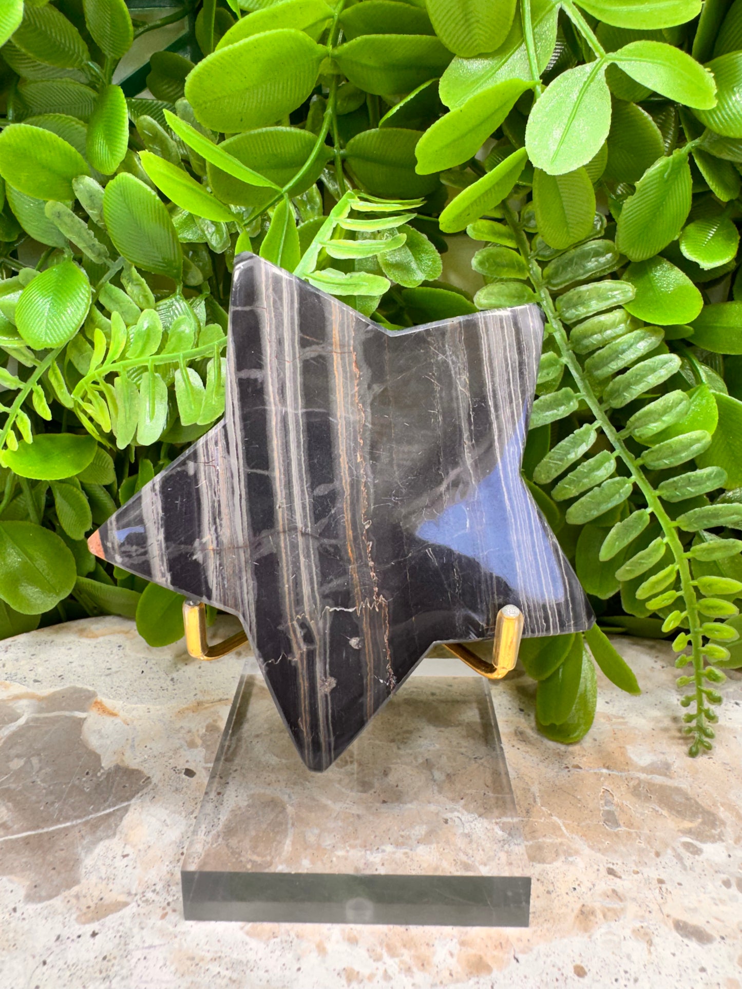 Black Banded Onyx Star 216g