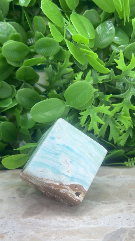 Caribbean Calcite Cube 234g