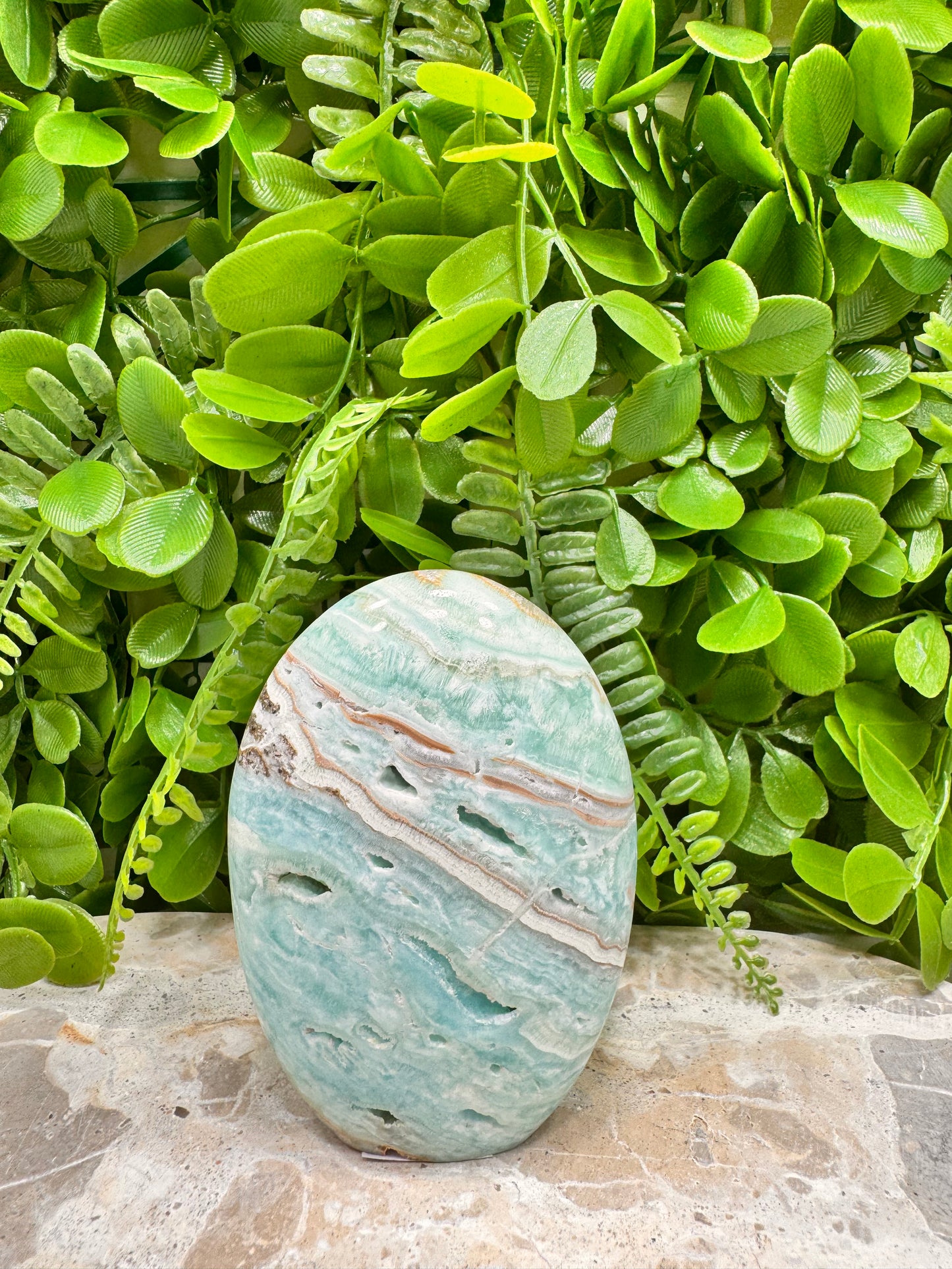 Standing Caribbean Calcite 318g
