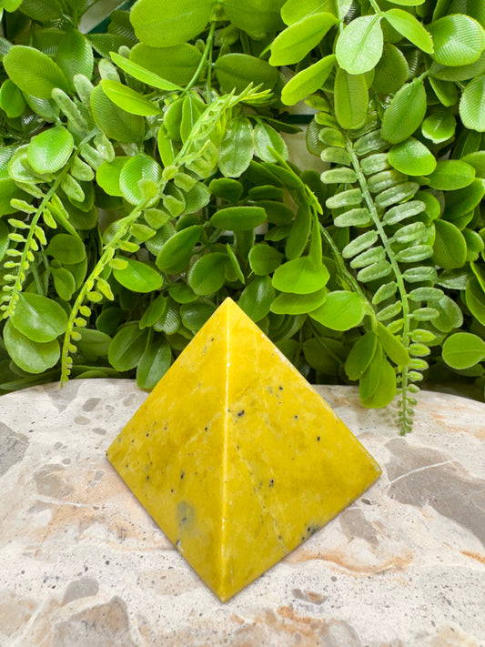 Jade & Hematite Pyramid 310g