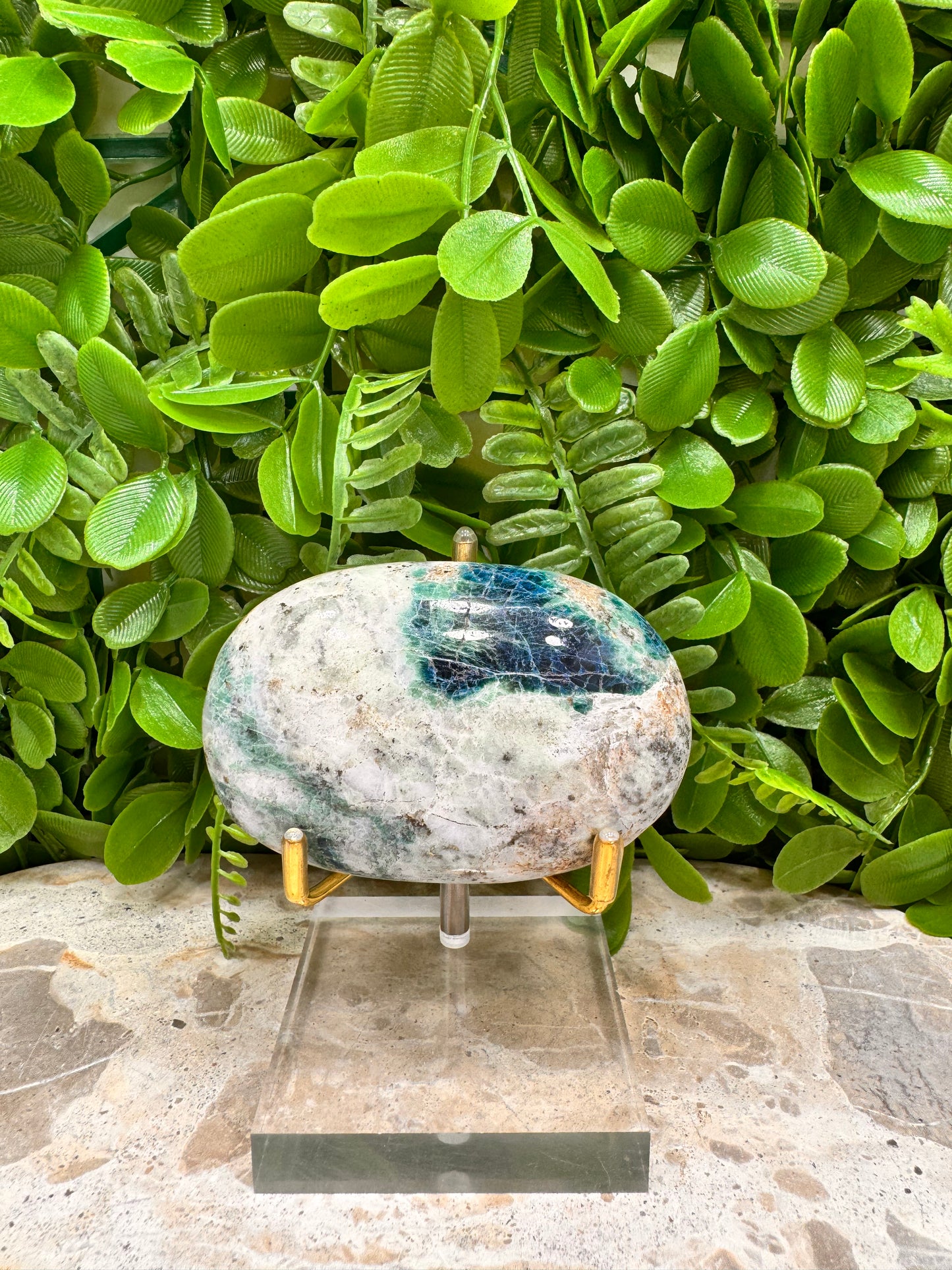 Sodalite Mix Palm Stone 220g