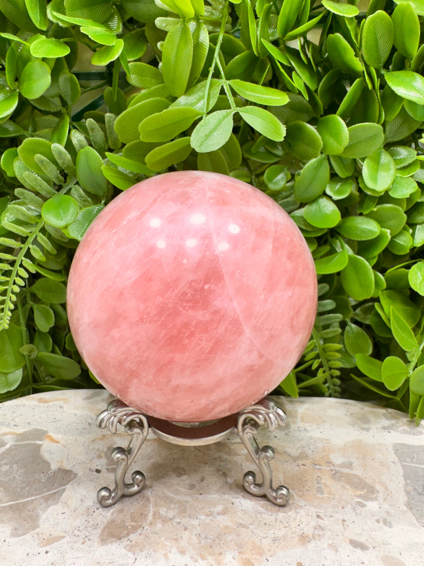 Rose Quartz Sphere 1050g