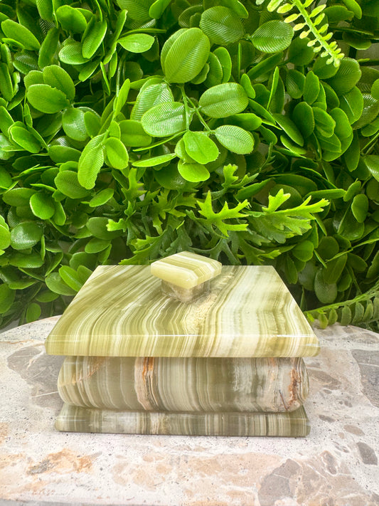 Green Banded Onyx Trinket Jewellery Box with lid 576g