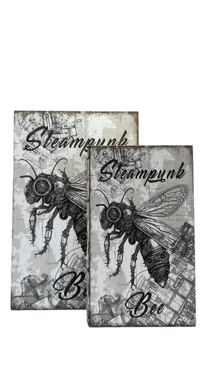 Set of 2 Book Boxes with Fly Design