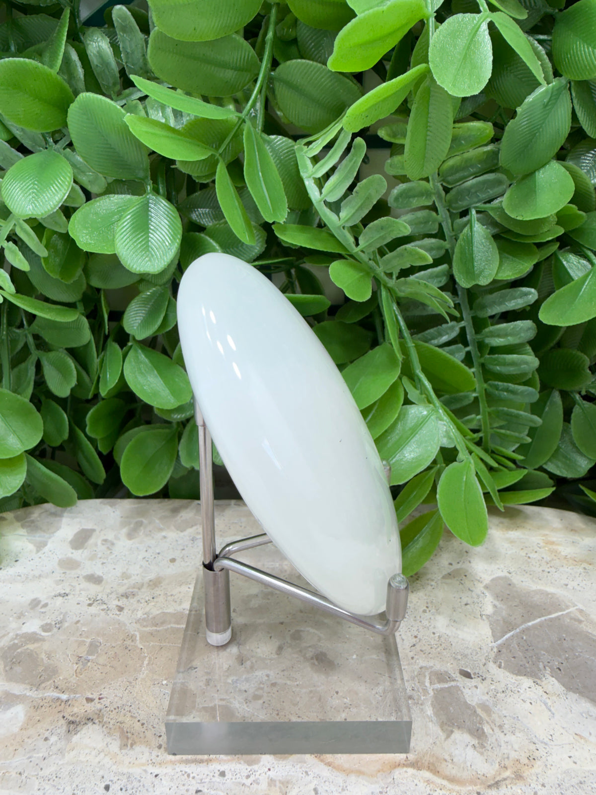 Silky White Calcite palm Stone 178g