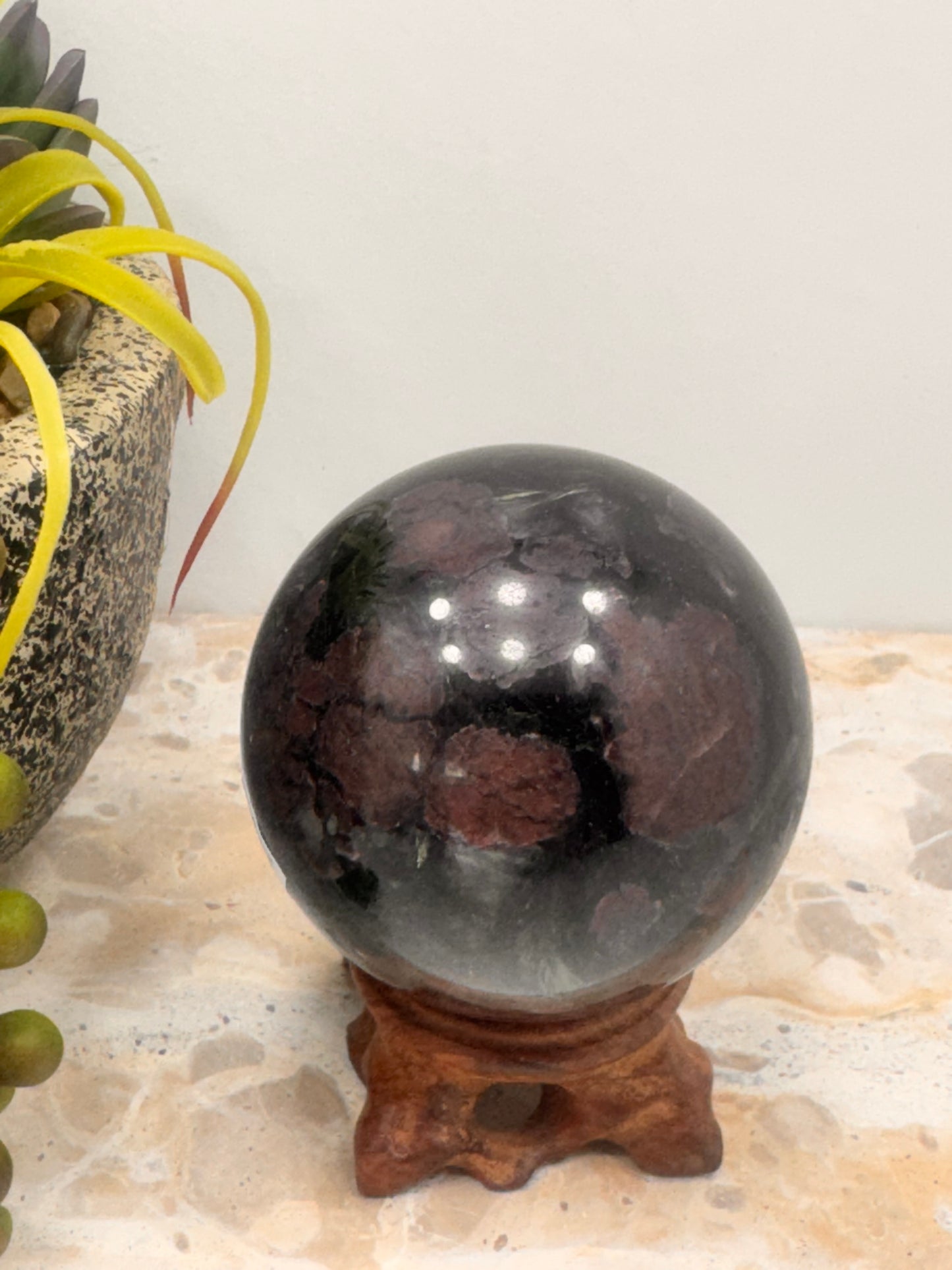 Garnet Sphere 348g