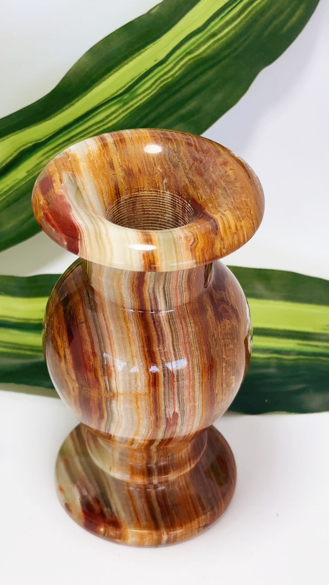 Green Banded Onyx Vase 468g