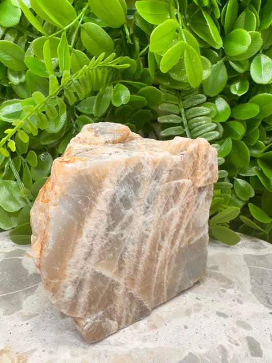 Peach Moonstone Raw Freeform 1100g