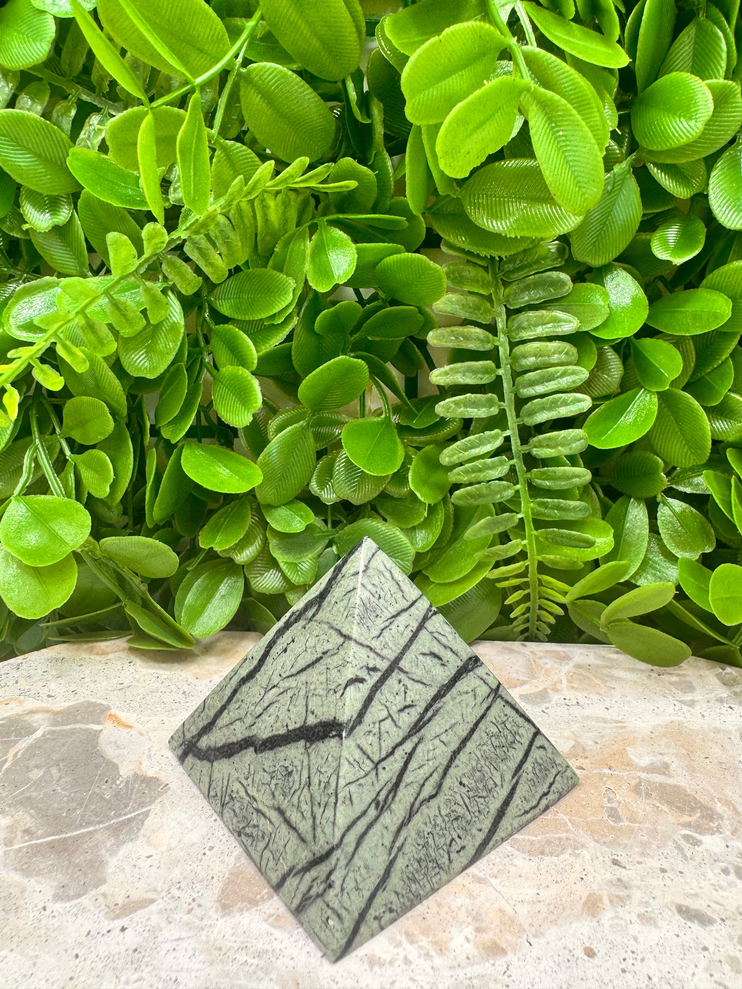 Black Vein Serpentine Pyramid 288g