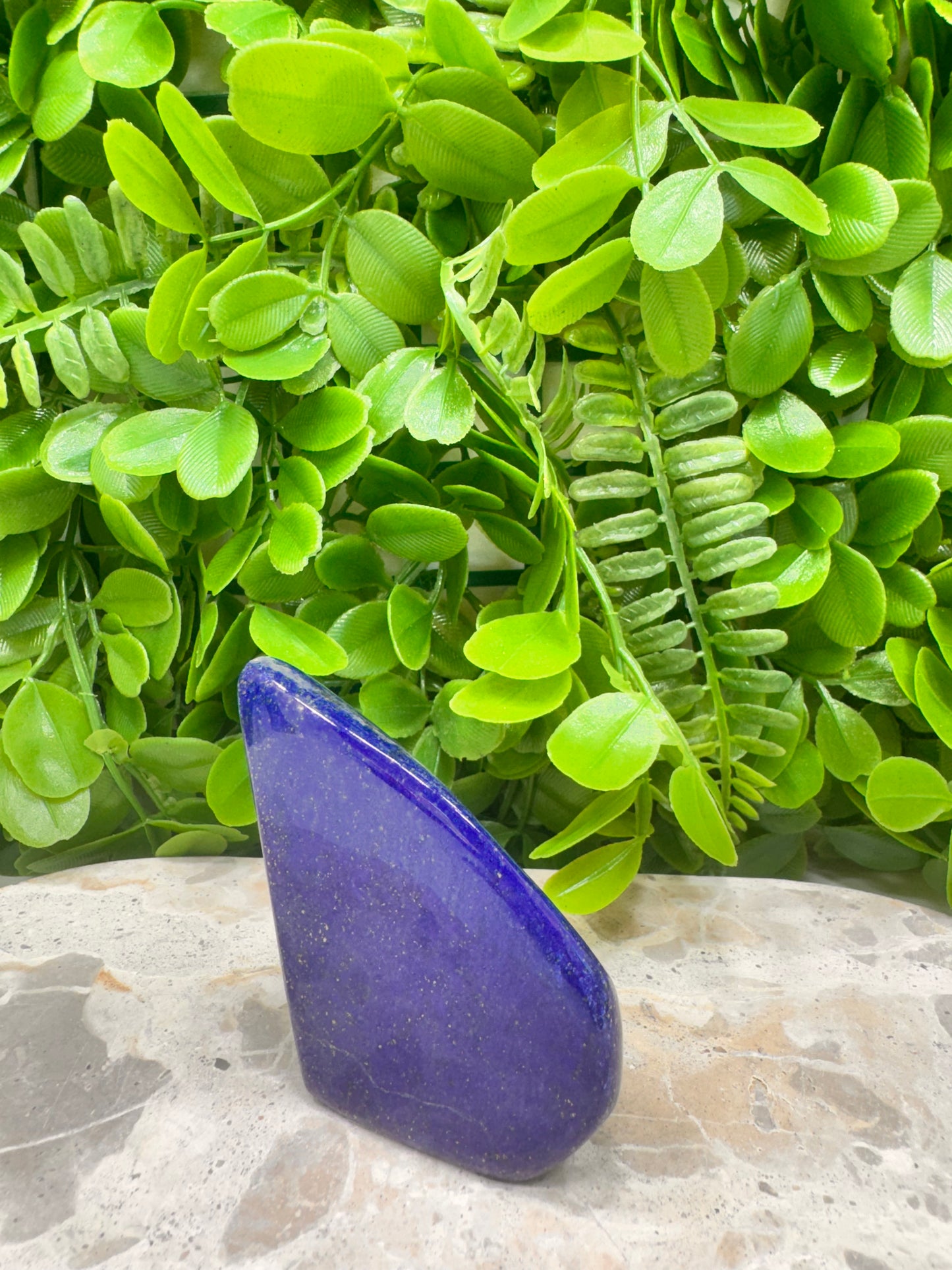 Lapis Lazuli Point 146g