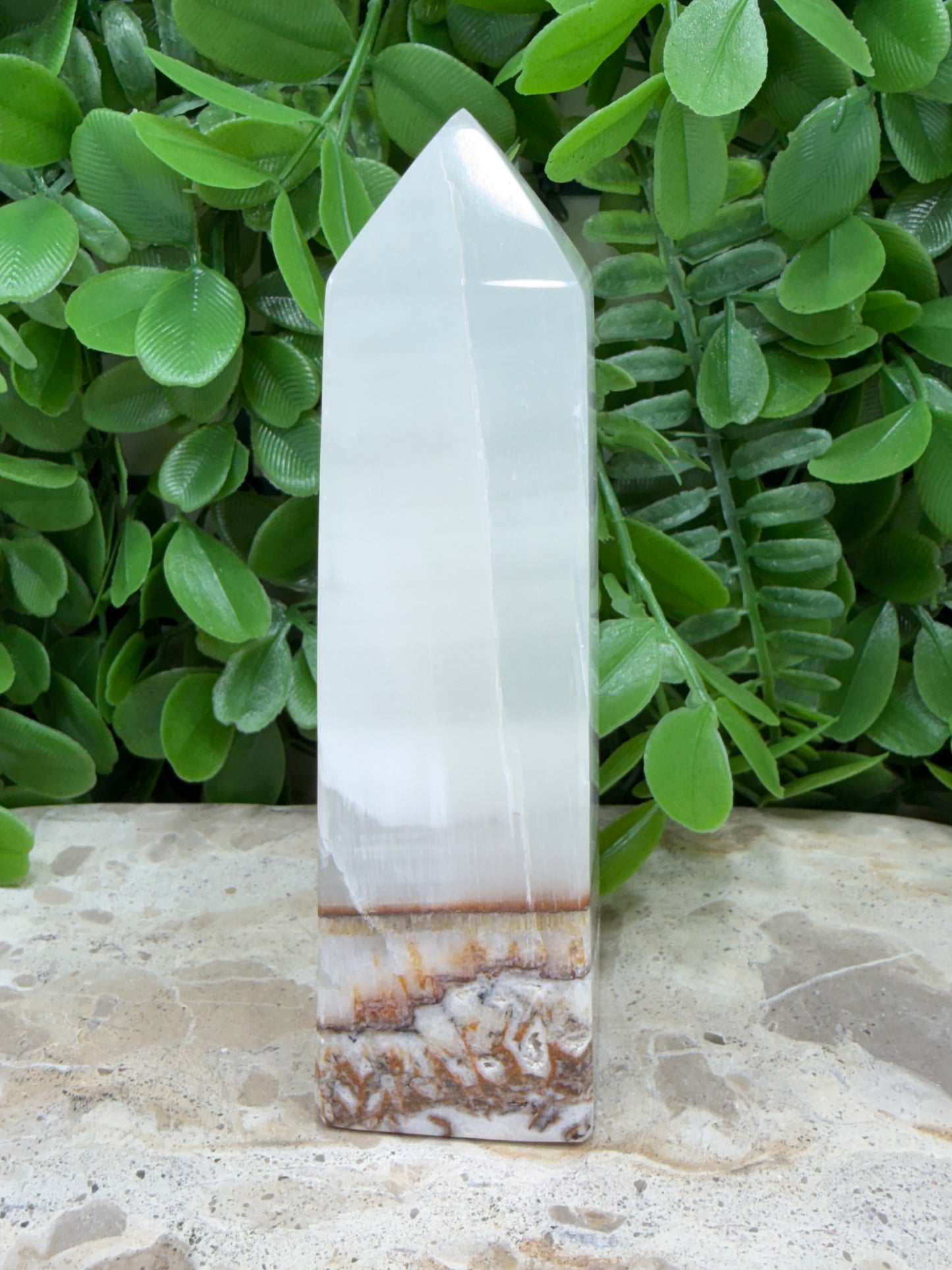 Dendritic Silky White Tower 358g