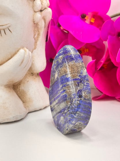 Lapis Lazuli teardrop 292g