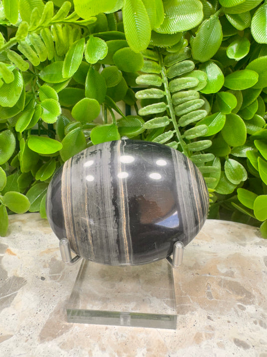 Black Banded Onyx Palm Stone 152g