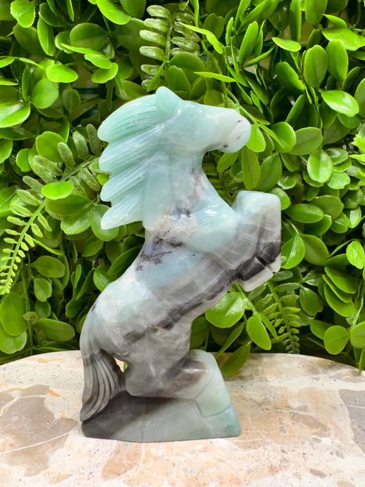 Skye Blue Opal Horse 384g