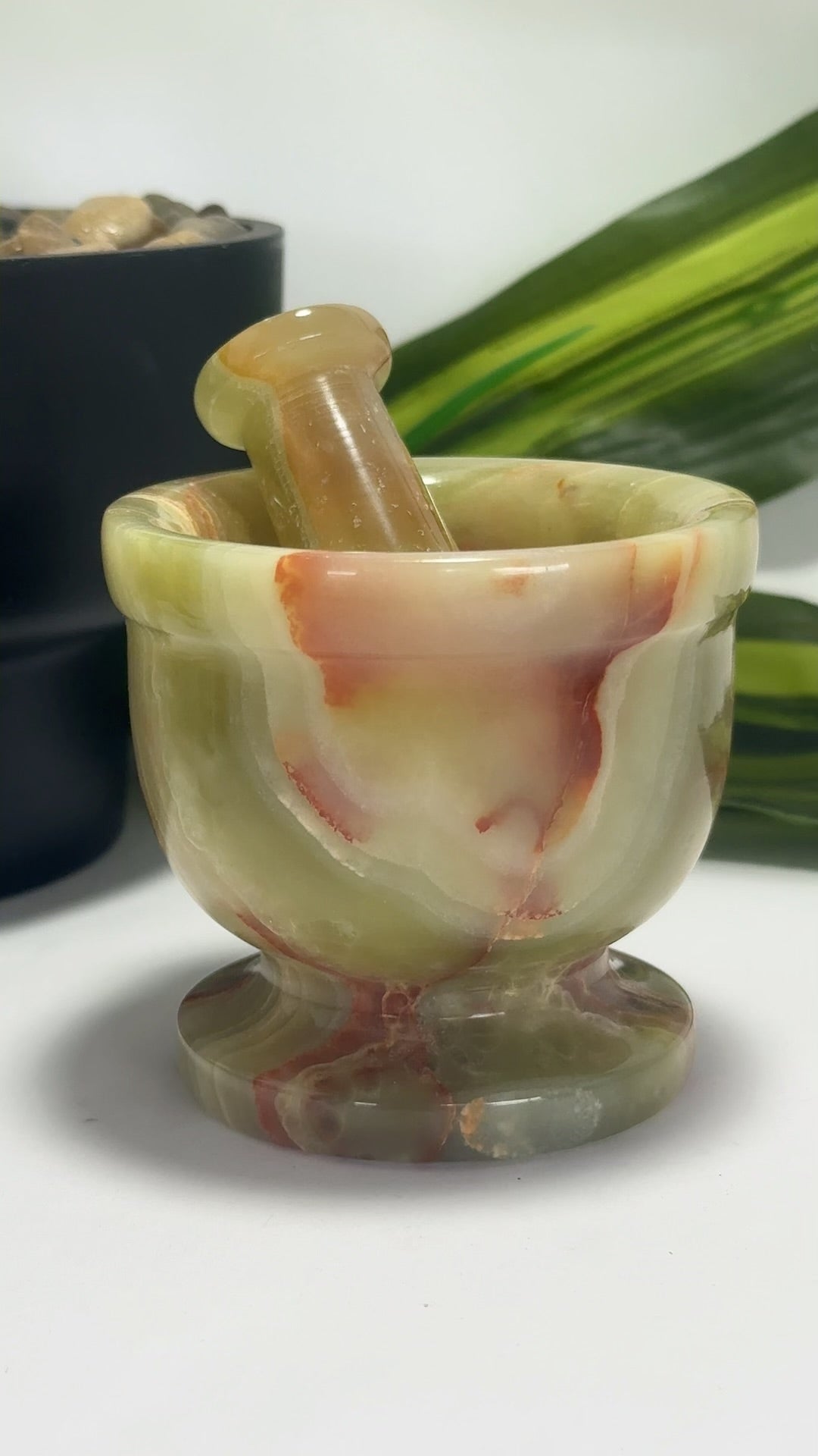 Mortar & Pestle Green banded Onyx 442g