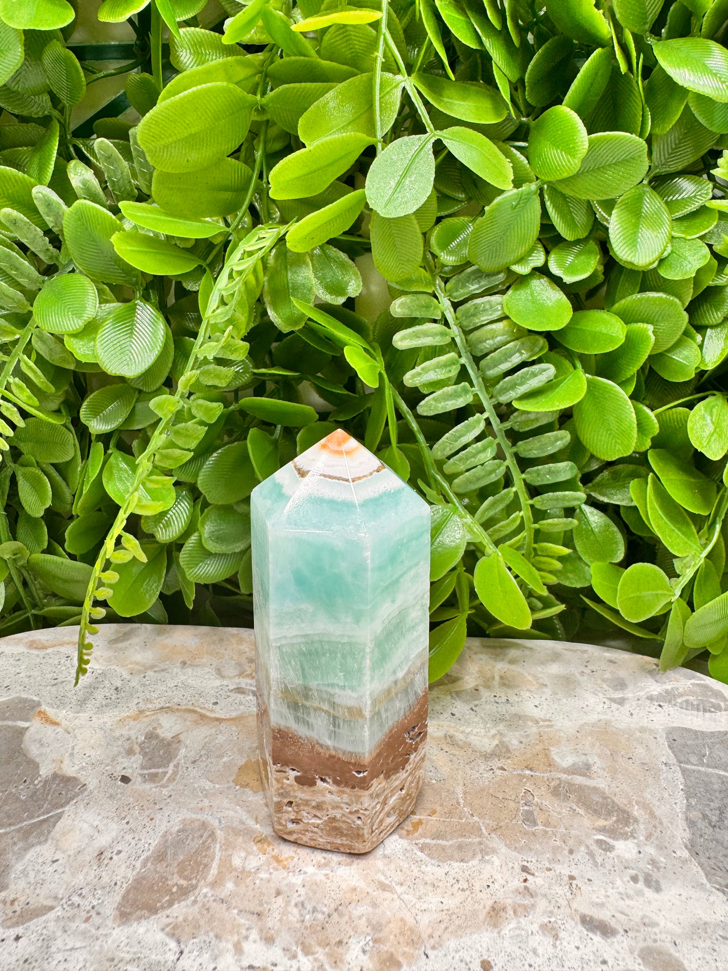 Caribbean Calcite Point 184g