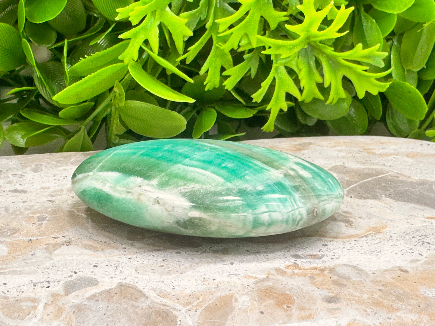Smithsonite Palm Stone 140g