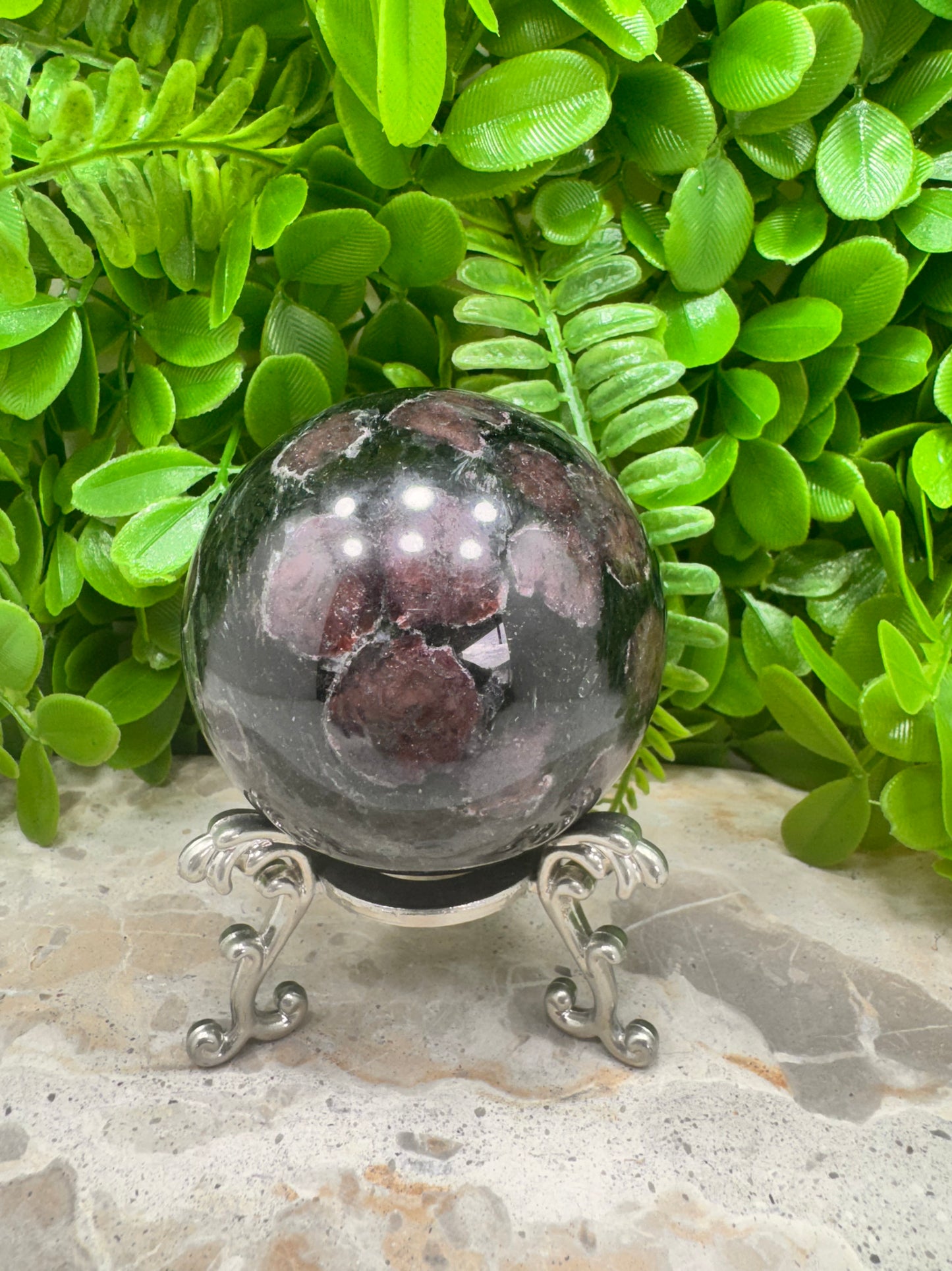 Garnet Sphere 604g