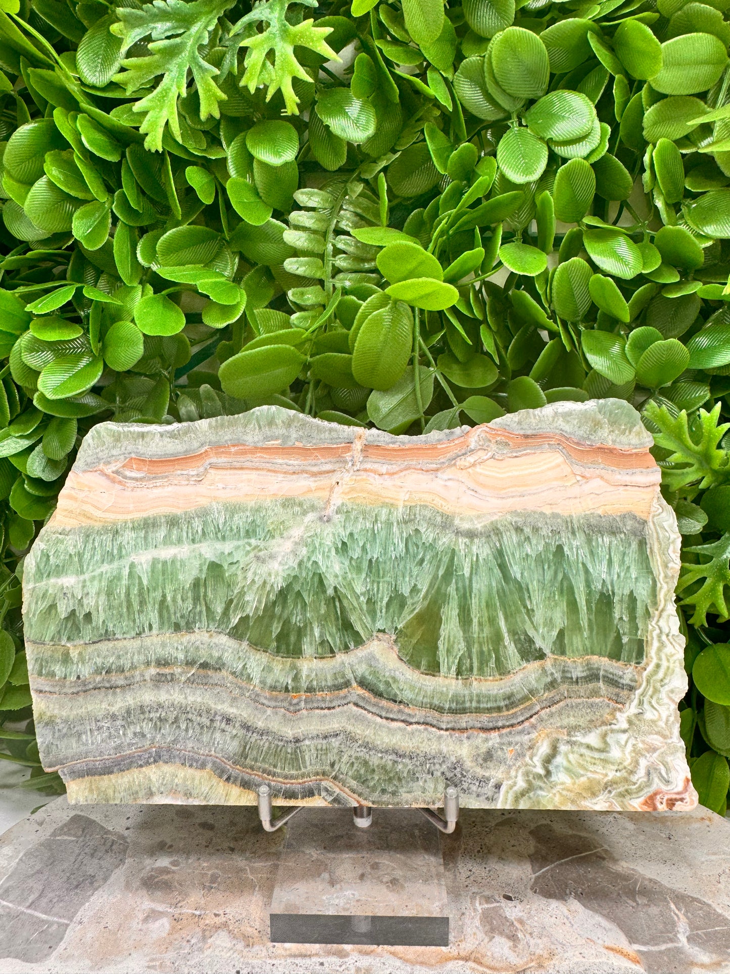 Emerald Kiwi Calcite Slab 942g