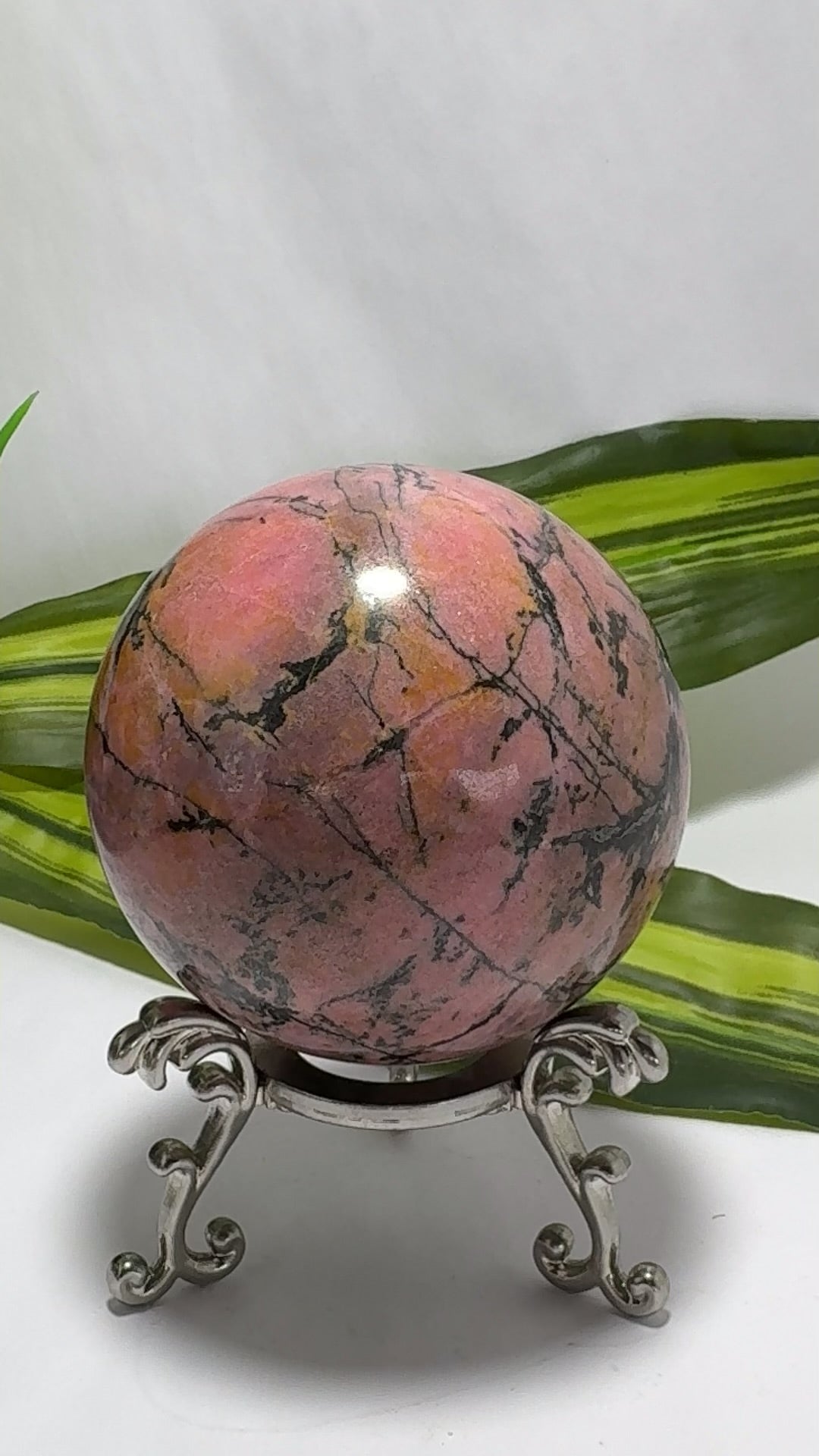 Rhodonite Sphere 800g