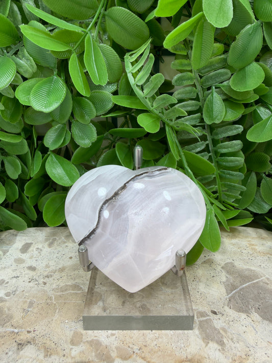 Smokey Pink Mangano Heart 110g