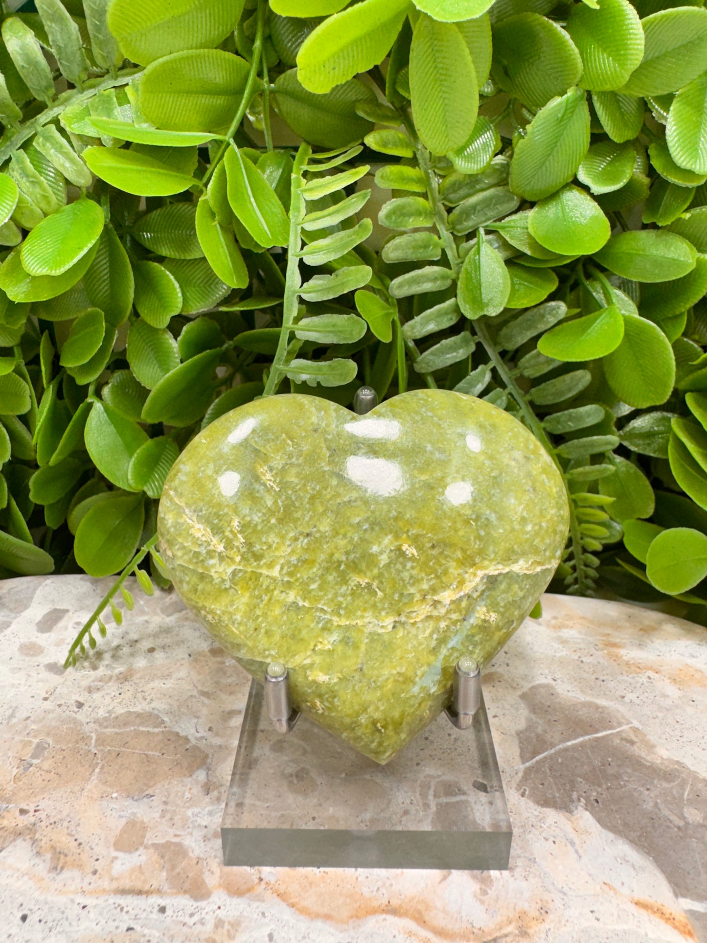 Tremolite Heart 112g