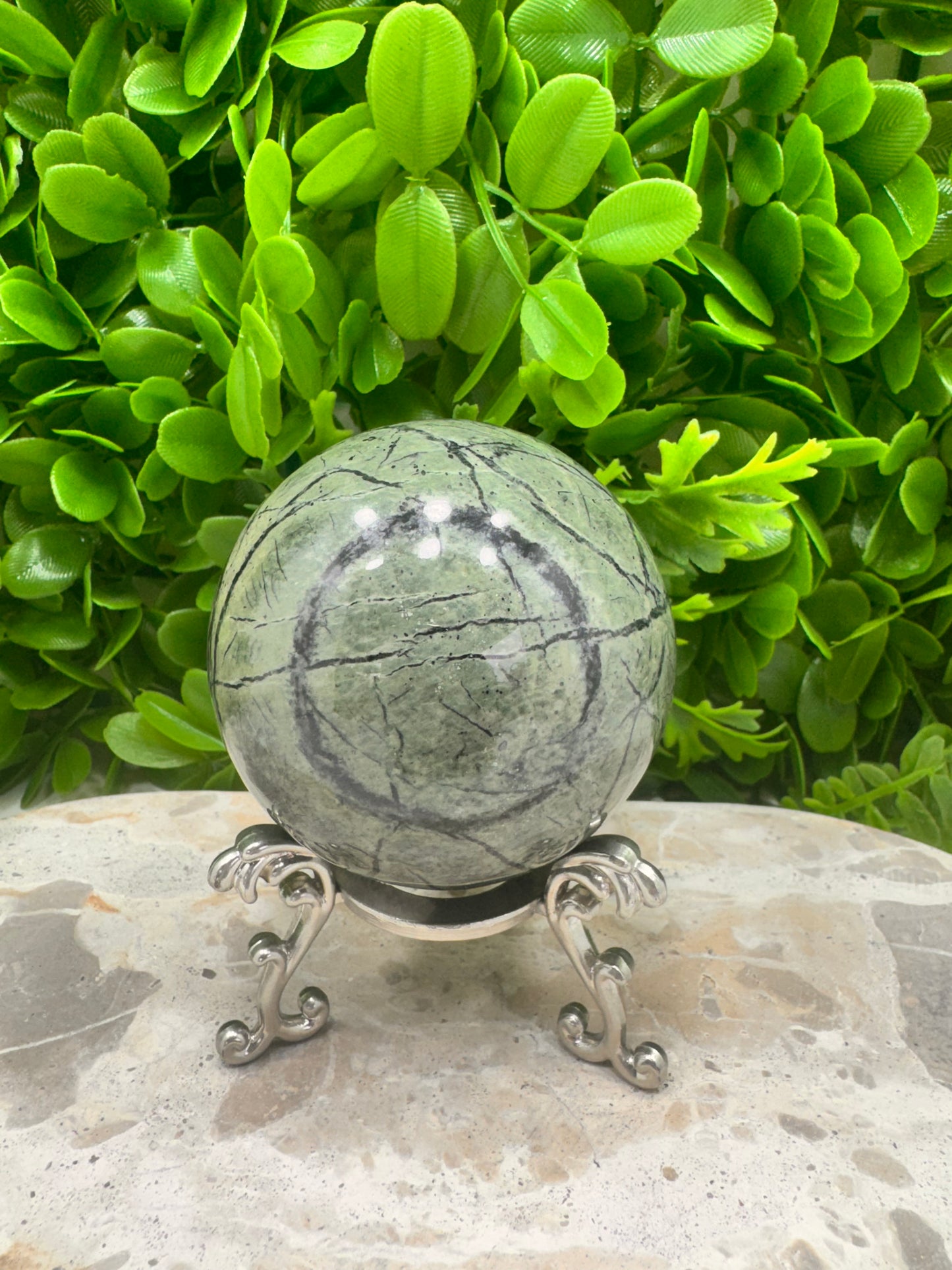 Black Vein Serpentine Sphere 520g
