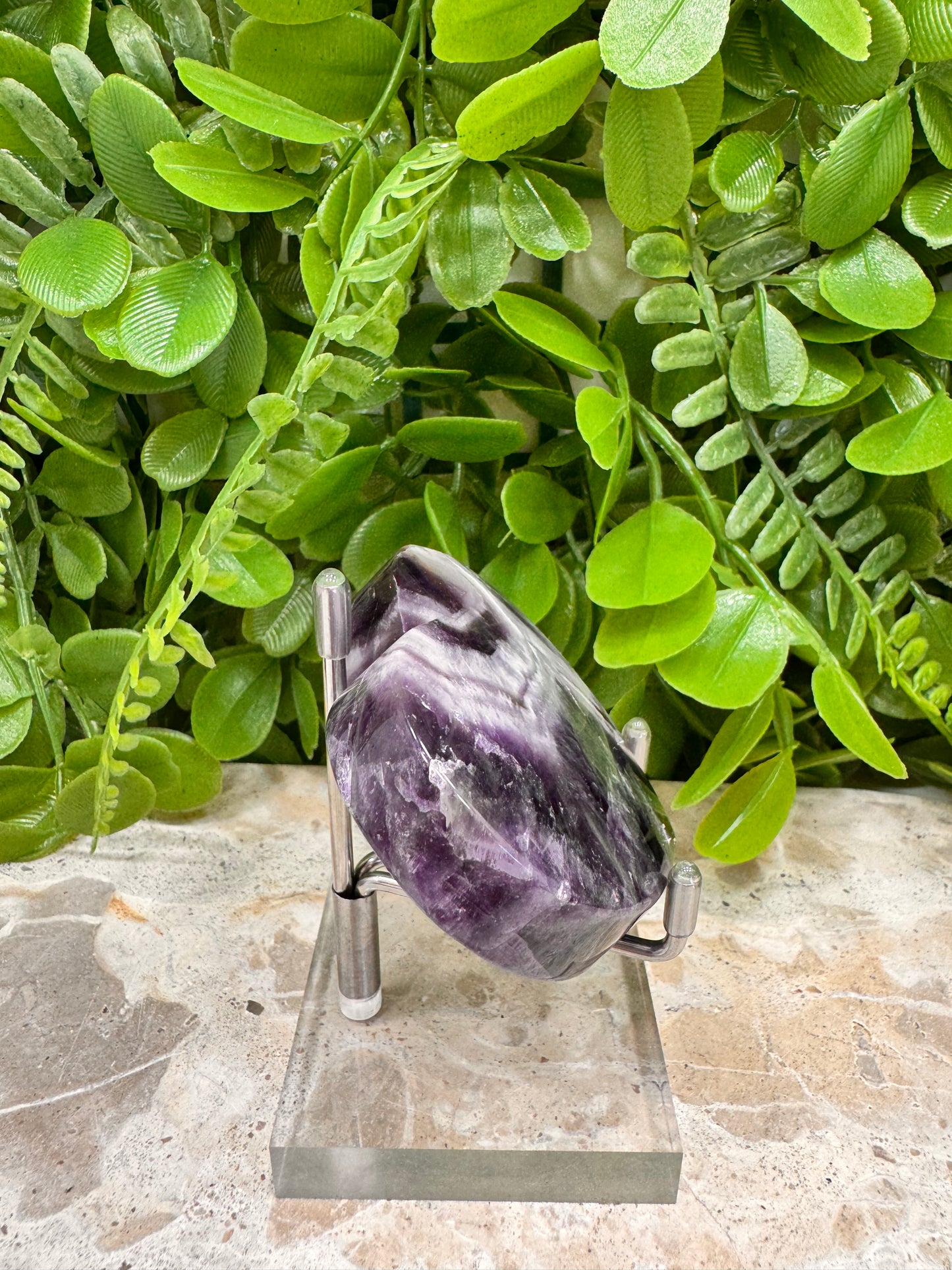 Chevron Amethyst Heart 104g
