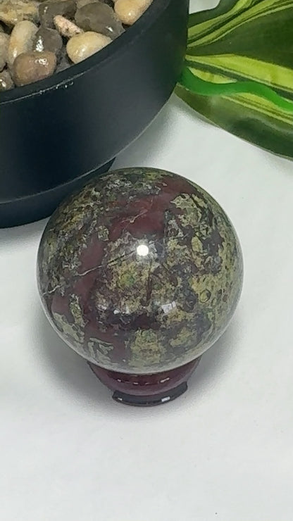 Dragon Blood Sphere 386g