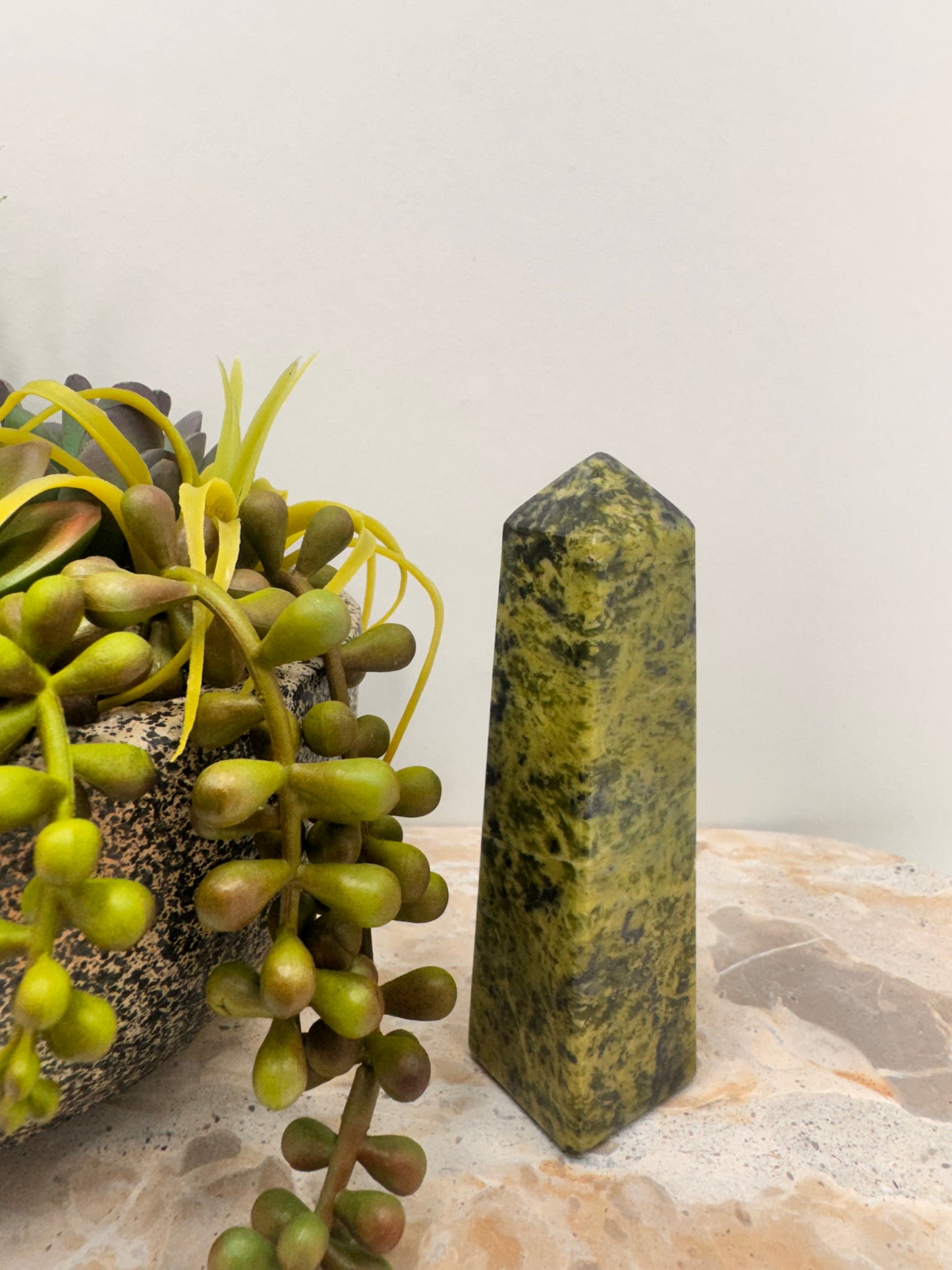 Mixed Serpentine Tower 180g